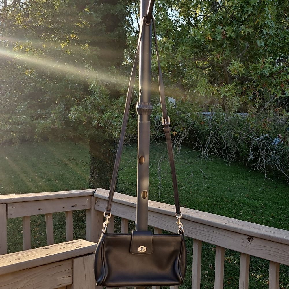 Coach Vintage Leather Shoulder Bag 9154 Black Adjustable Crossbody Clutch - Picture 2 of 8